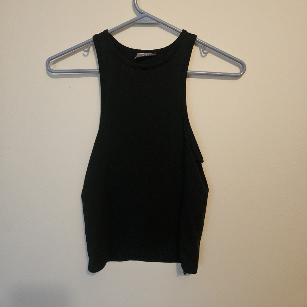 Black Sleeveless Top
